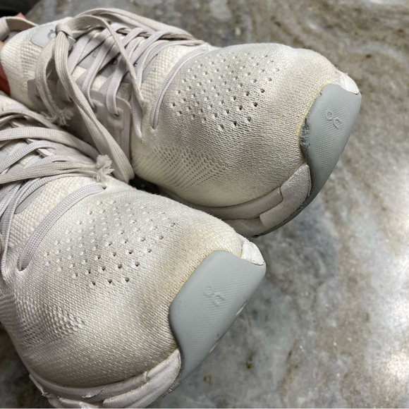 On Running Cloudswift 3 Sneakers in White Frost Women’s 7.5 - Picture 8 of 11